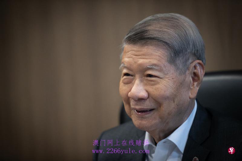 许俊辉卸下新加坡博彩公司主席原副主席南凯英